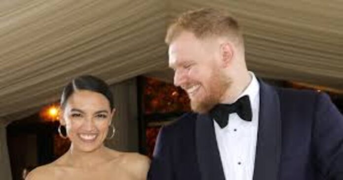 Riley Roberts Net Worth